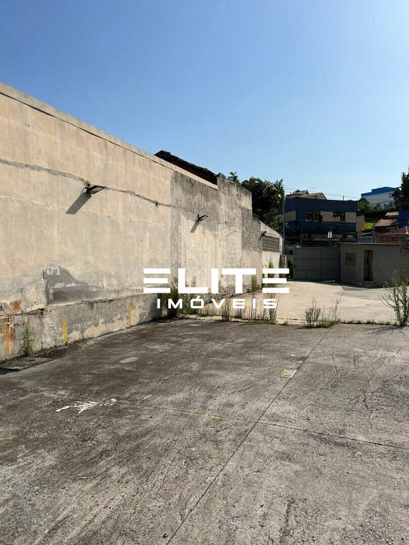 Terreno à venda no Vila Príncipe de Gales: 