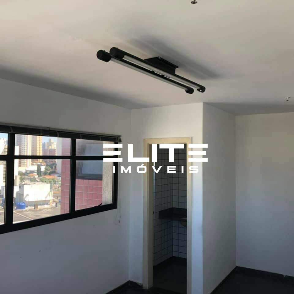 Sala à venda no Centro: 