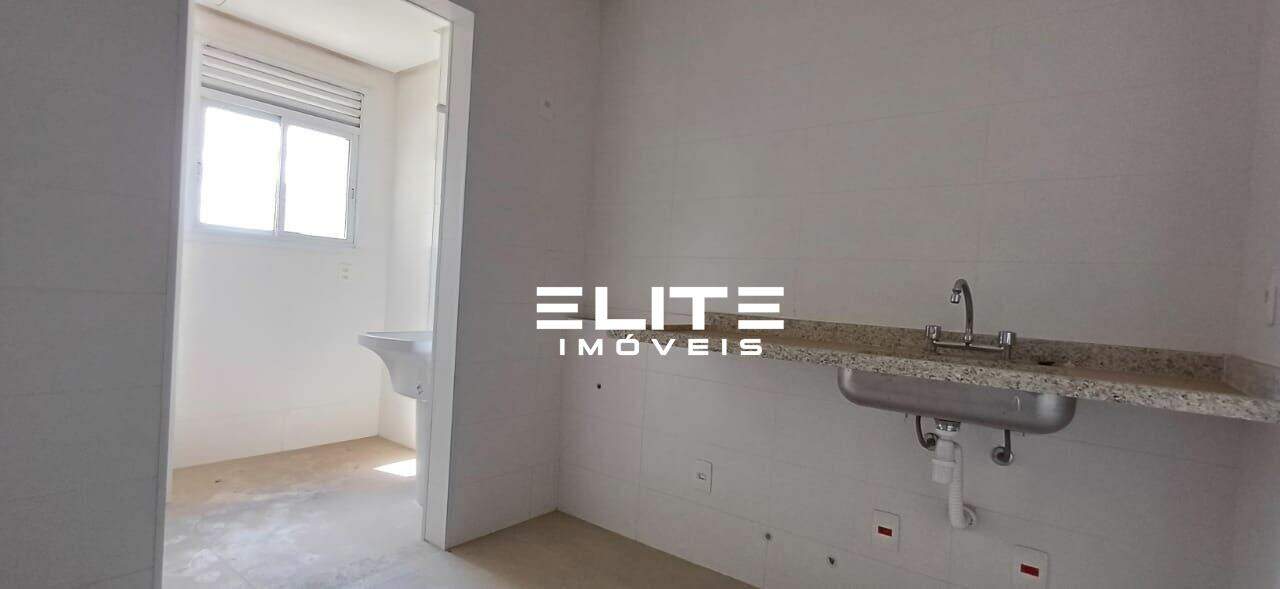 Apartamento à venda no Vila Alzira: 