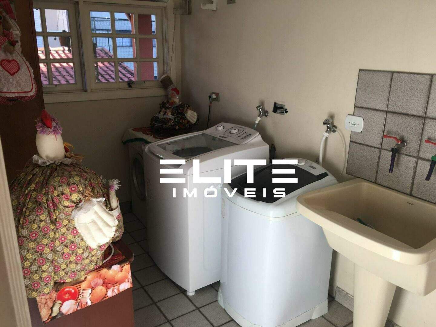 Sobrado à venda no Vila Gilda: 