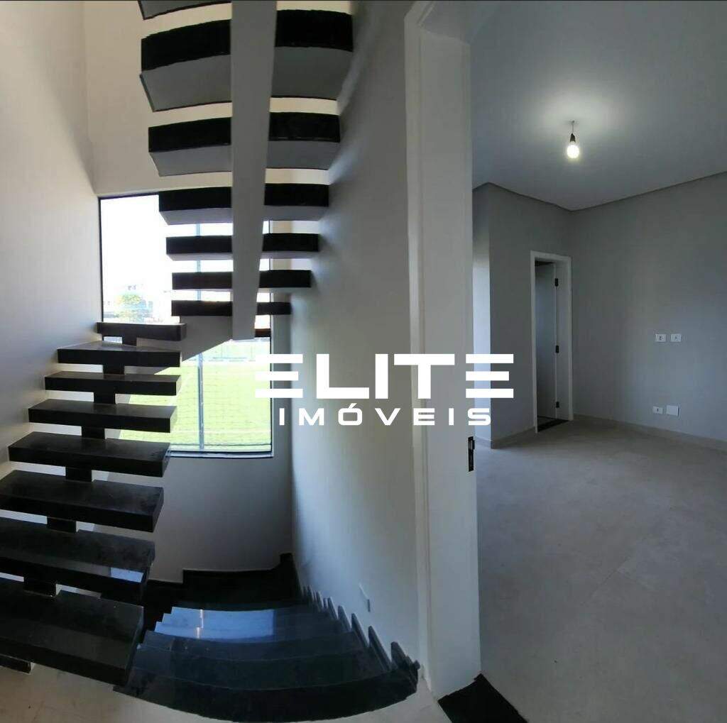 Sobrado à venda no Vila Alzira: 