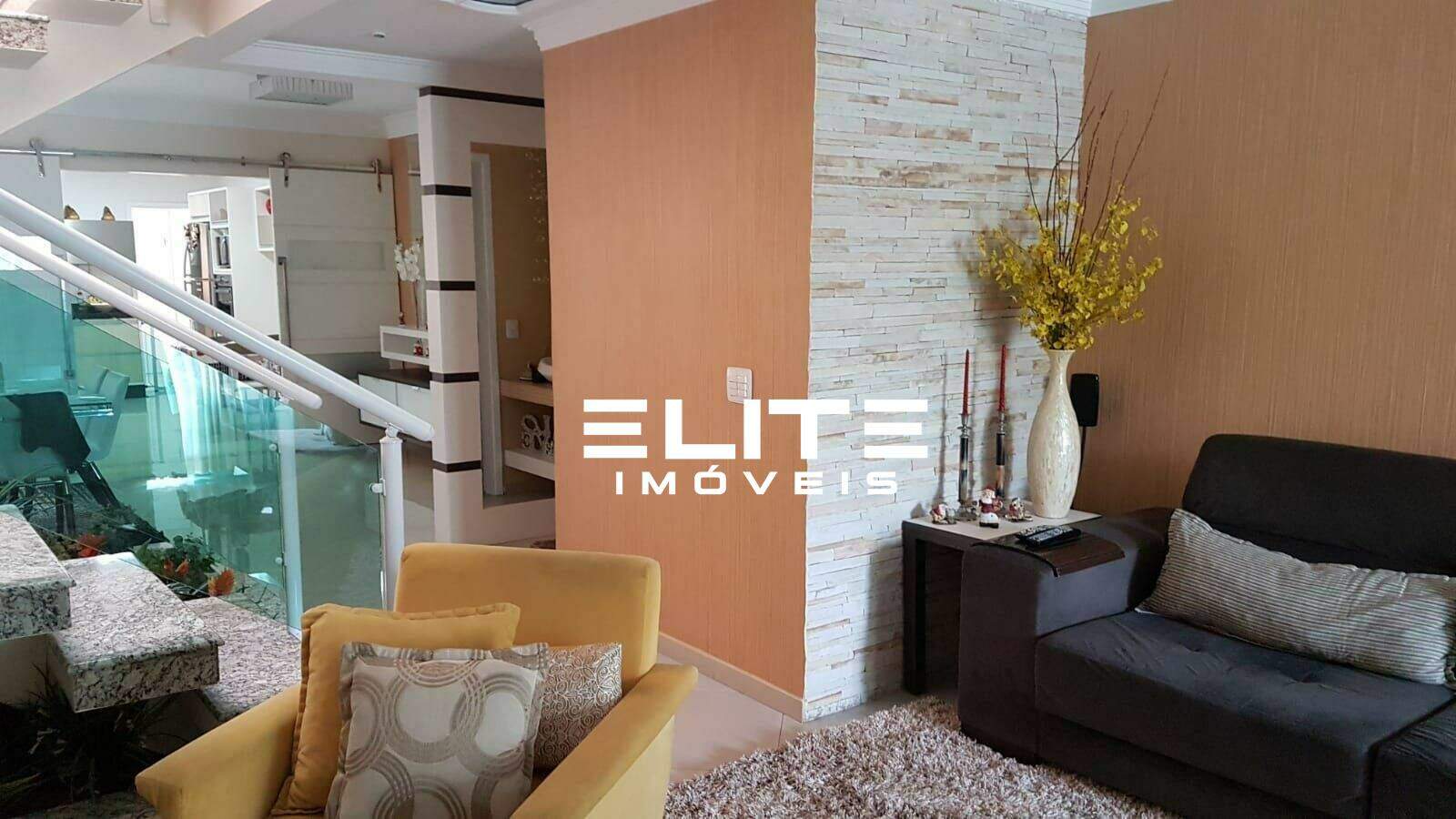 Sobrado à venda no Vila Santa Teresa: 