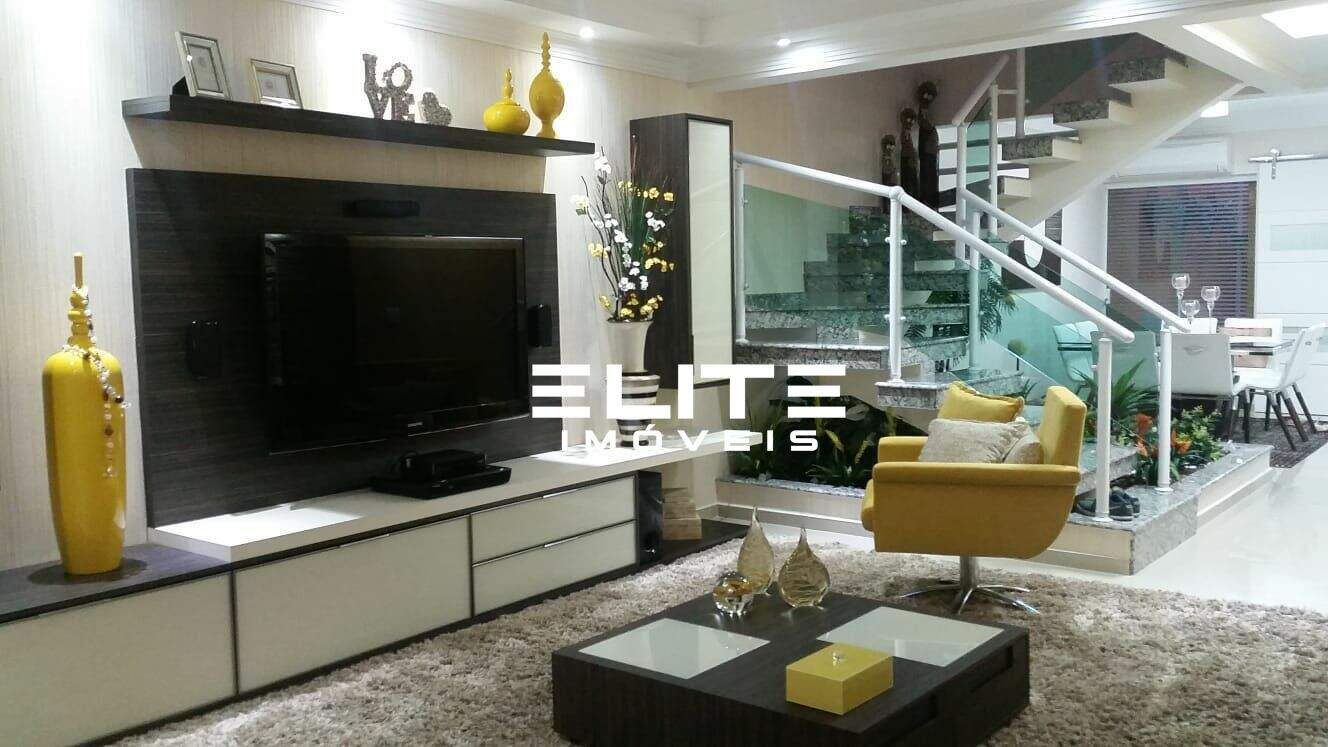 Sobrado à venda no Vila Santa Teresa: 