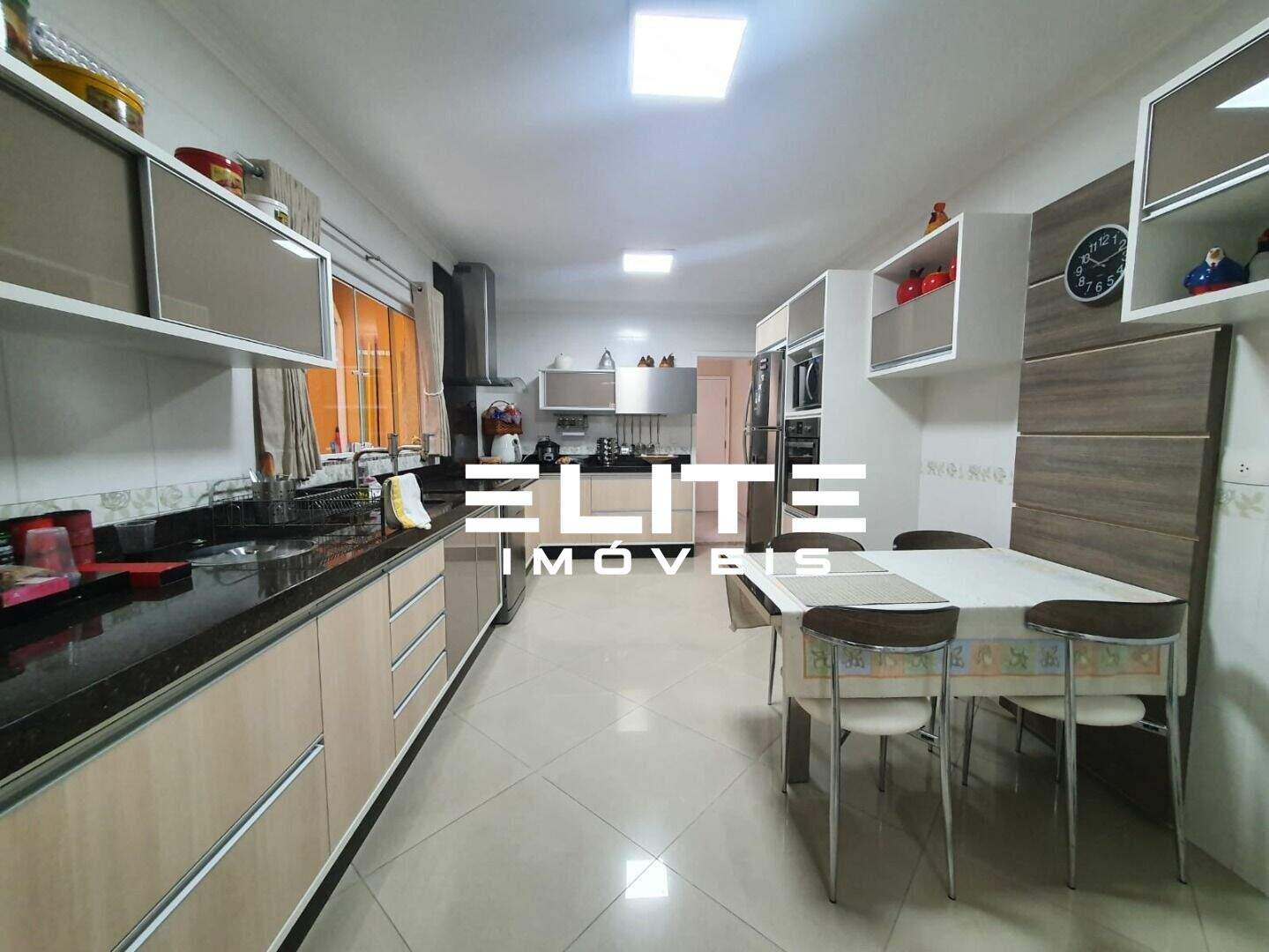 Sobrado à venda no Vila Santa Teresa: 