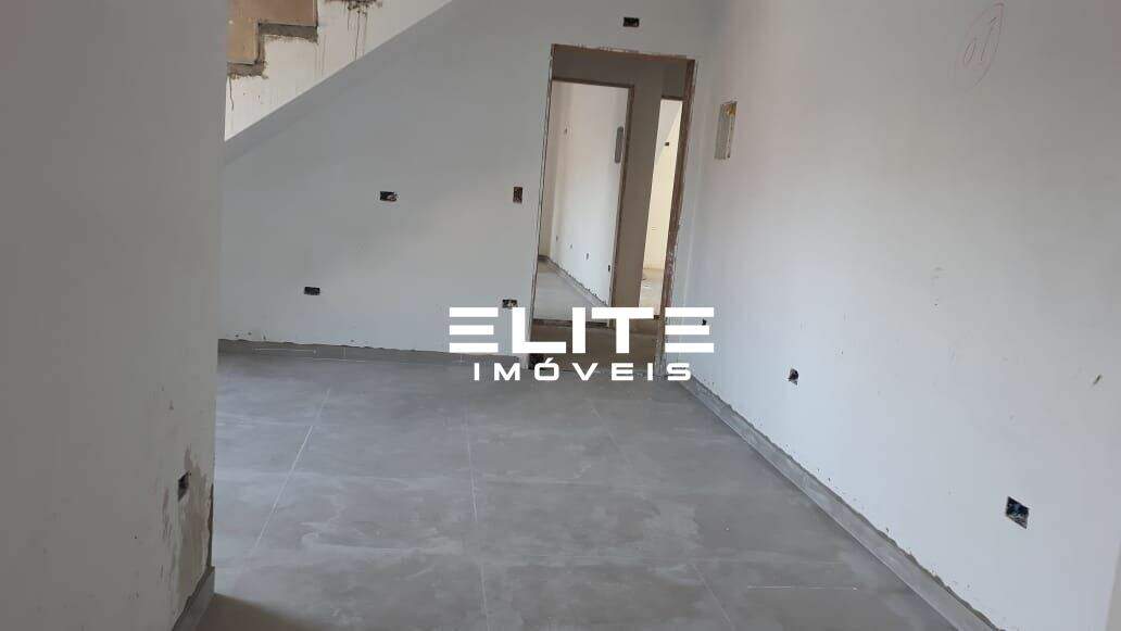 Cobertura à venda no Silveira: 