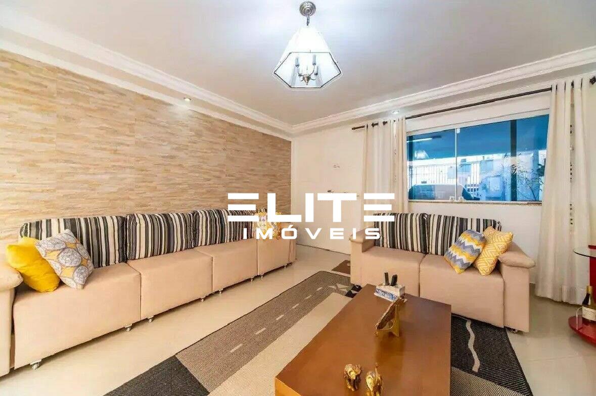 Sobrado à venda no Vila Eldízia: 