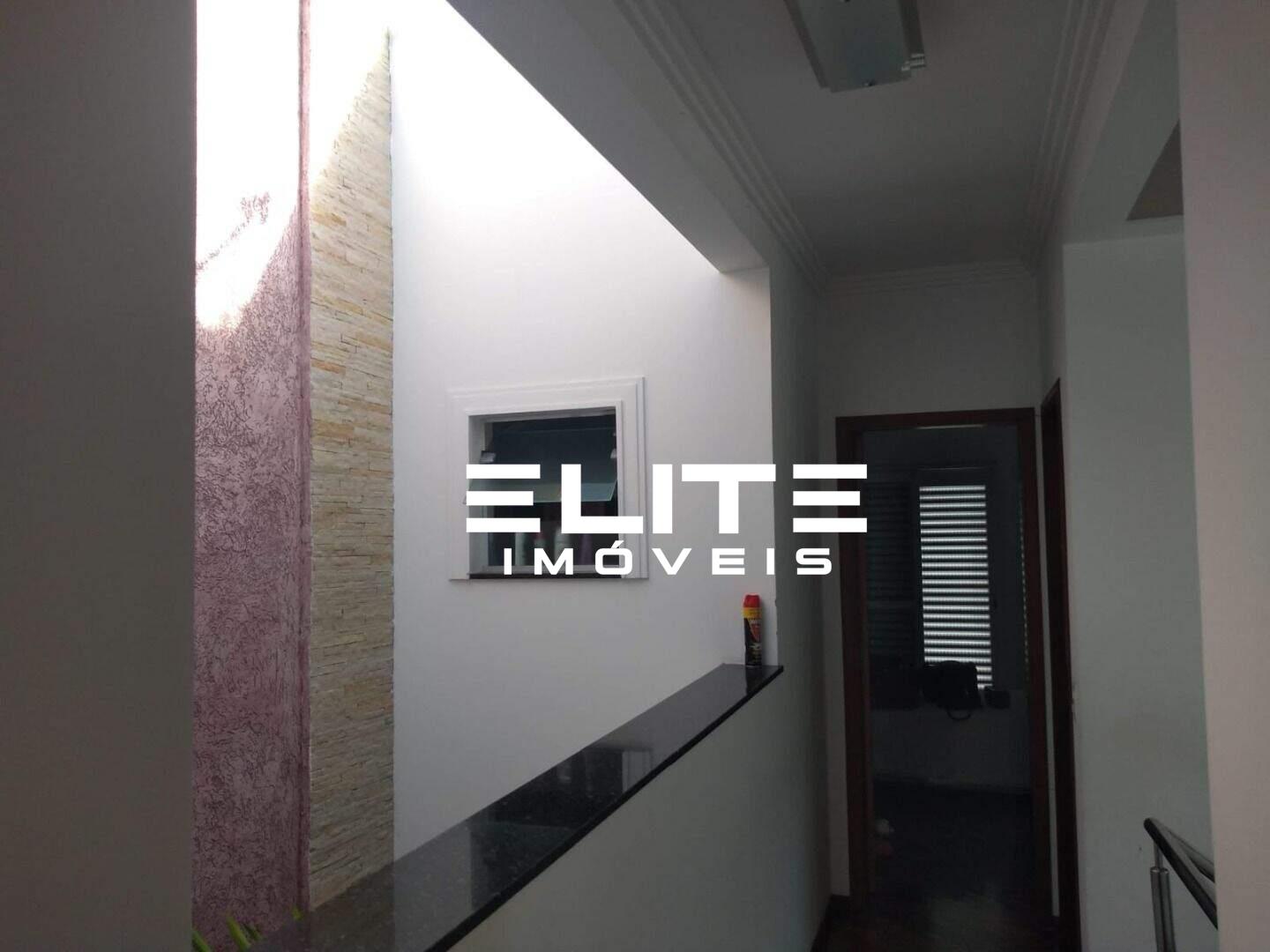 Sobrado à venda no Jardim Stella: 