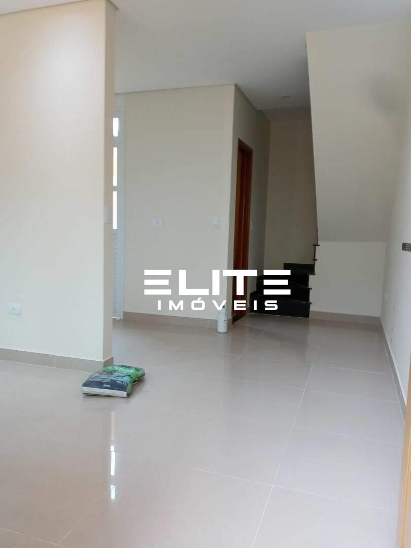 Sobrado à venda no Parque Oratório: 