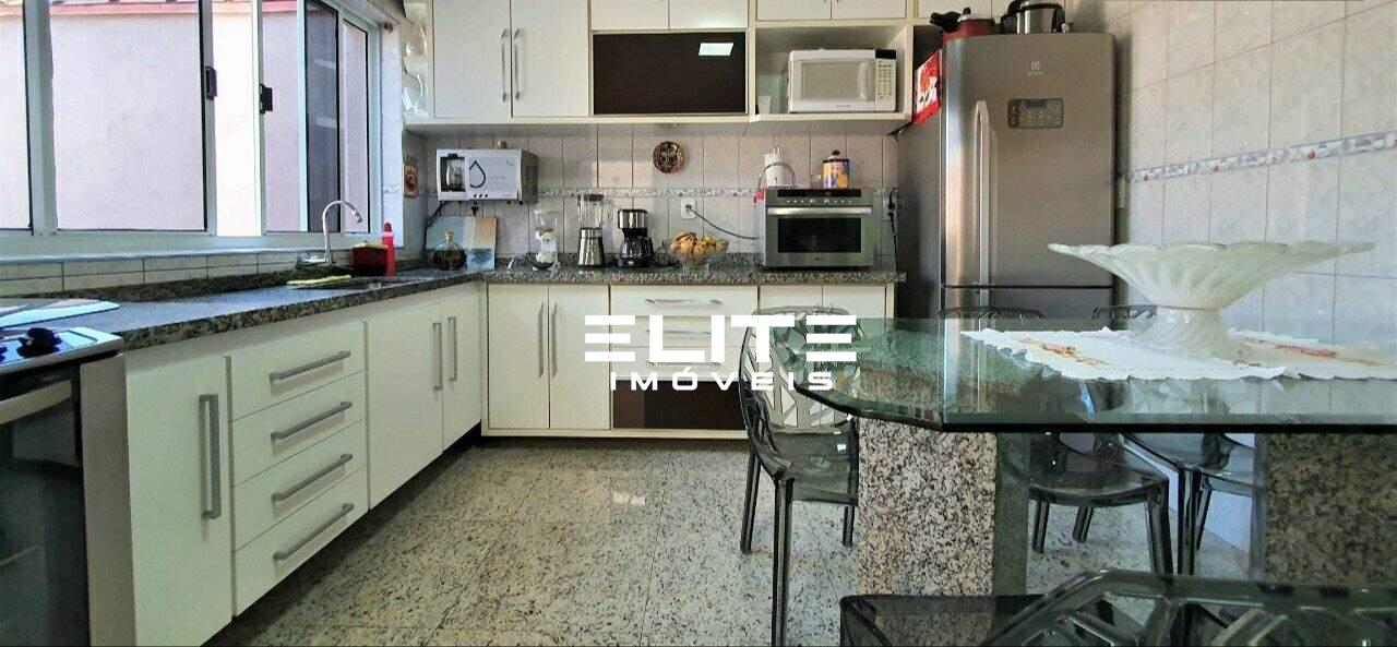 Sobrado à venda no Jardim Oriental: 