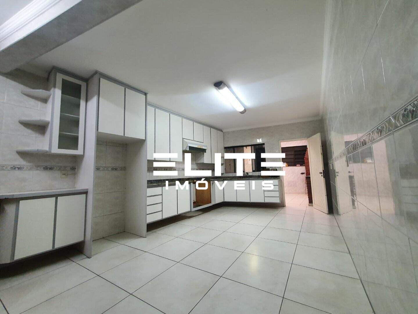 Sobrado à venda no Jardim Monte Líbano: 