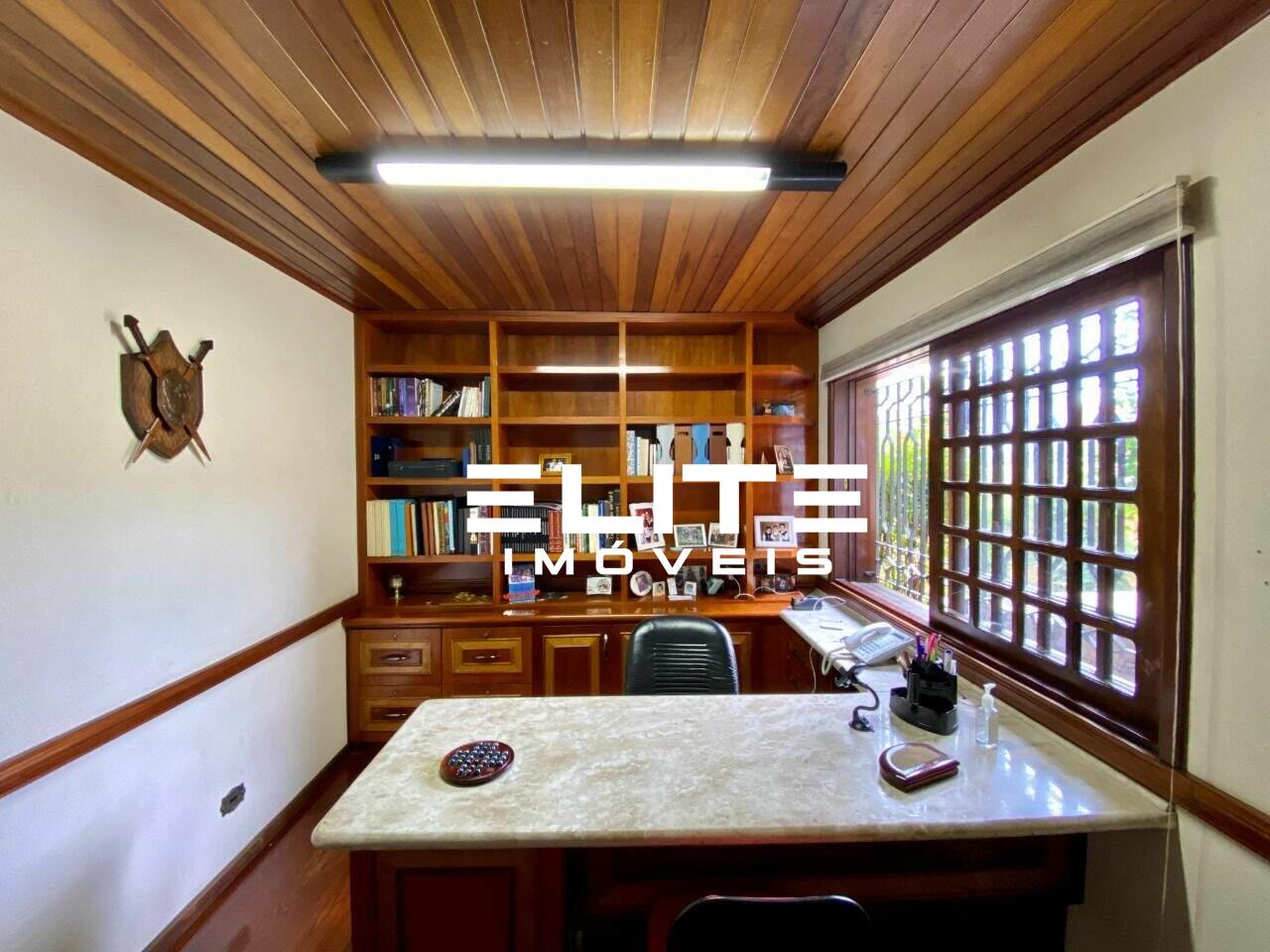 Sobrado à venda no Campestre: 