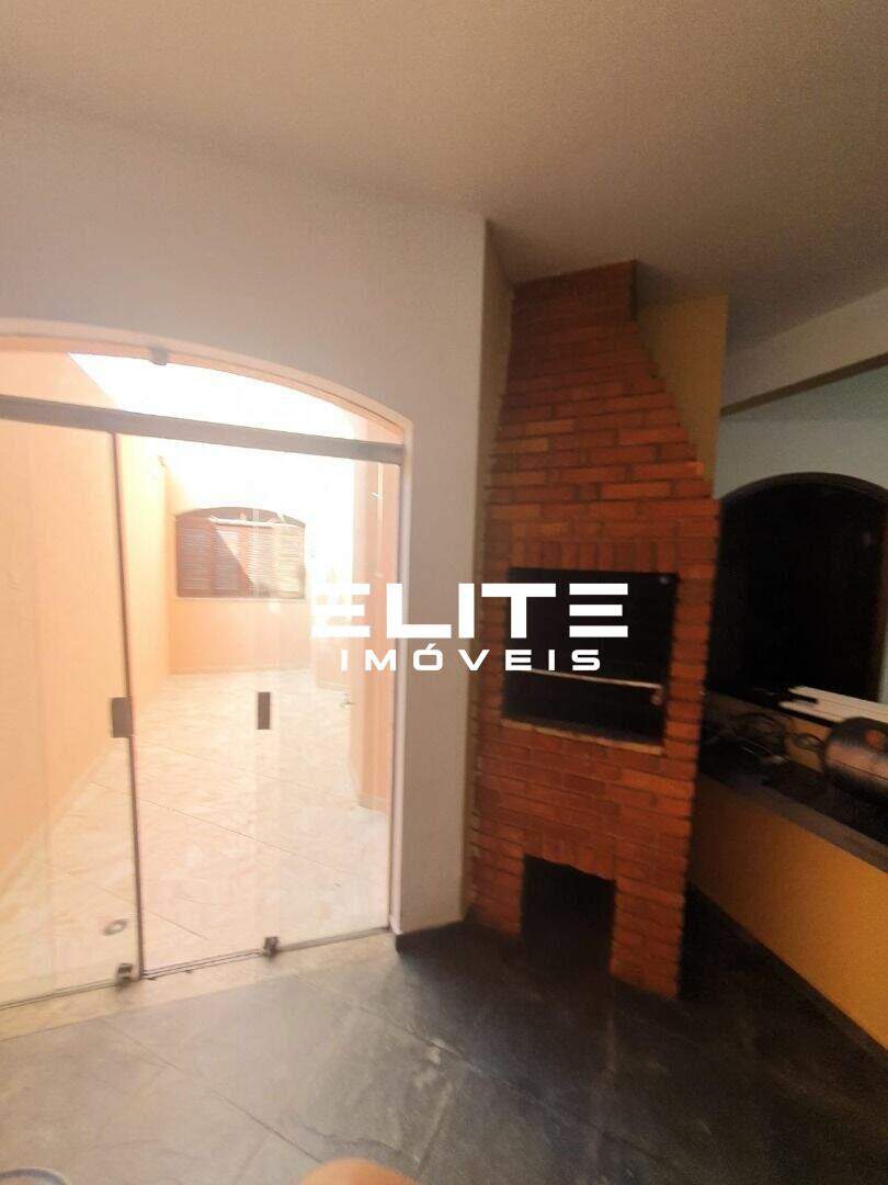 Sobrado à venda no Vila Cecília Maria: 