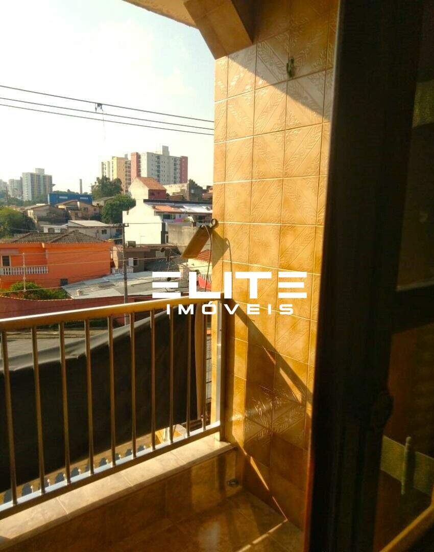 Sobrado à venda no Jardim Cristiane: 