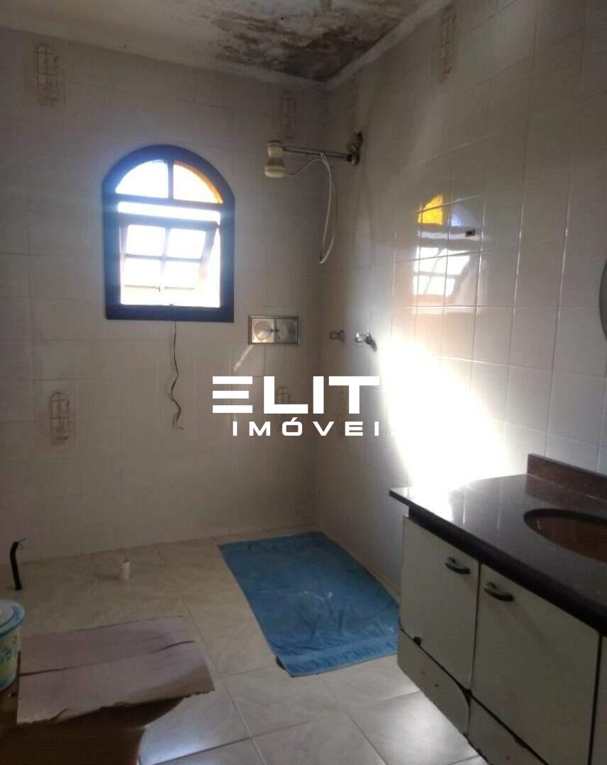 Sobrado à venda no Jardim Cristiane: 