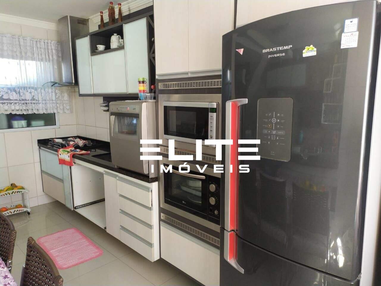 Sobrado à venda no Jardim Cambuí: 