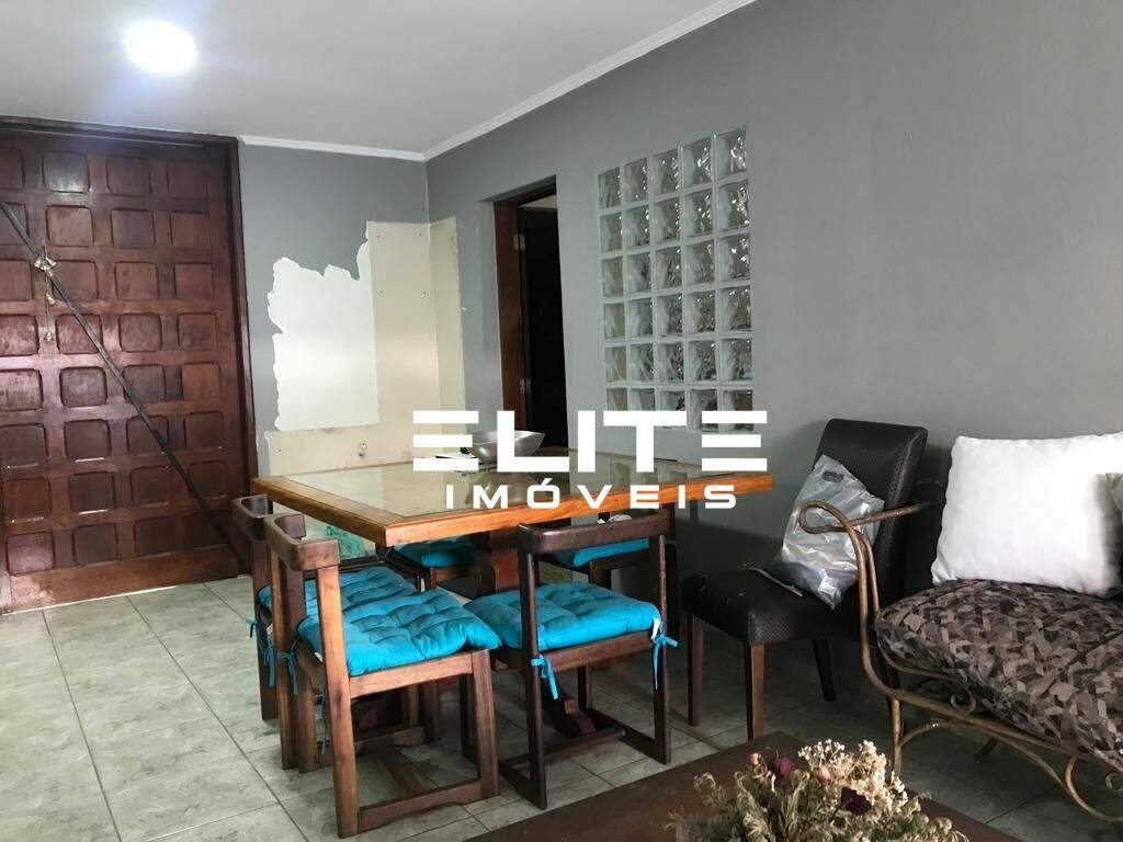 Sobrado à venda no Vila Bastos: 