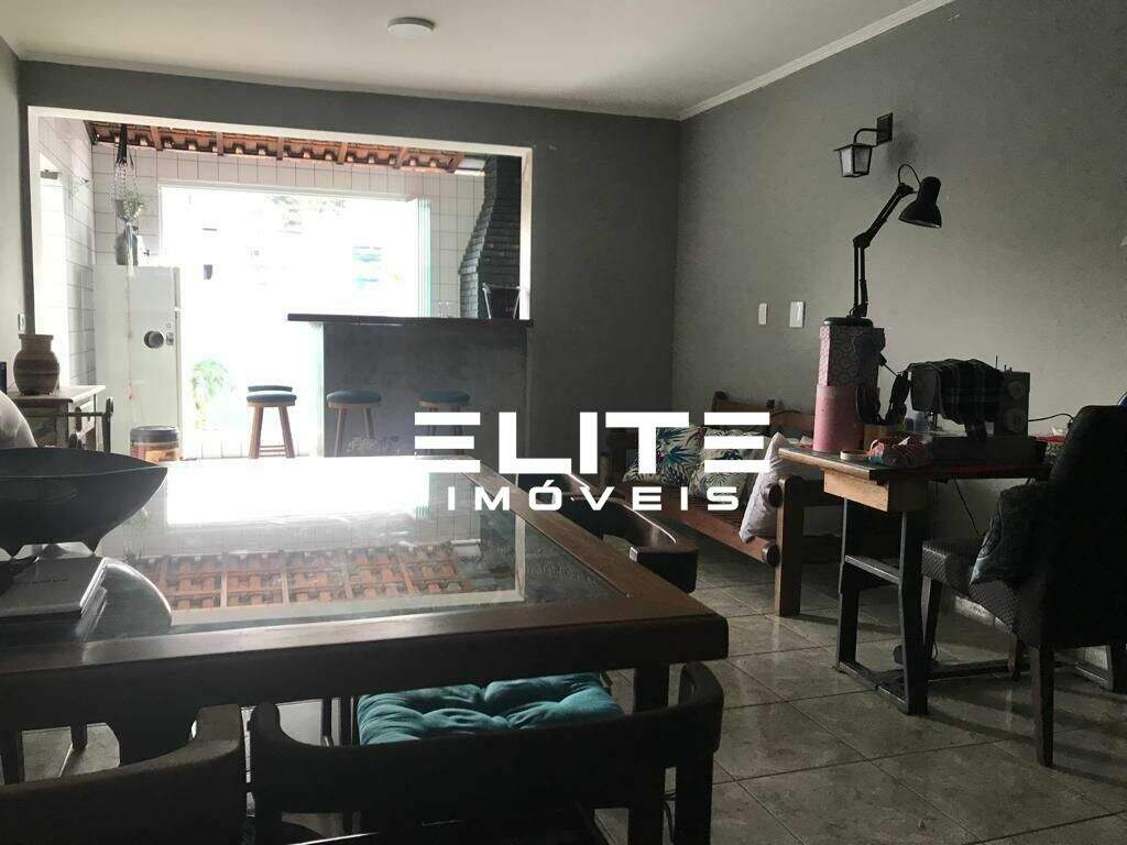 Sobrado à venda no Vila Bastos: 