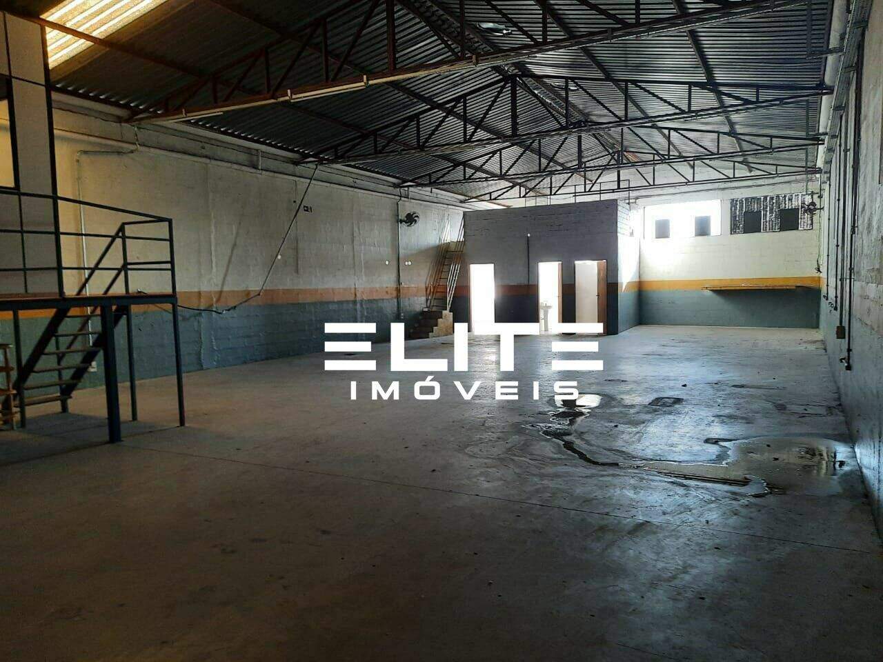 Galpão à venda no Vila Sacadura Cabral: 