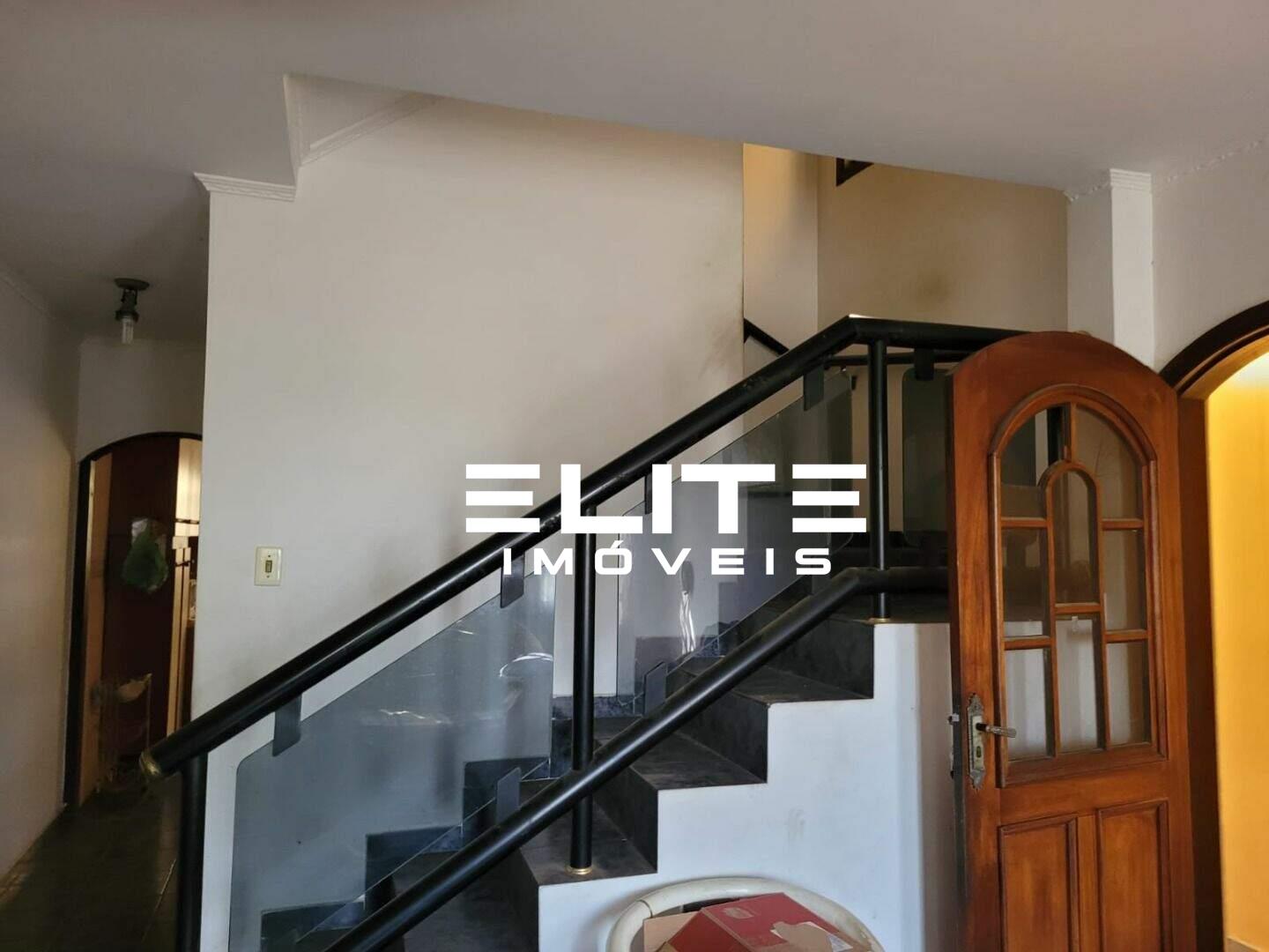 Sobrado à venda no Vila Camilópolis: 