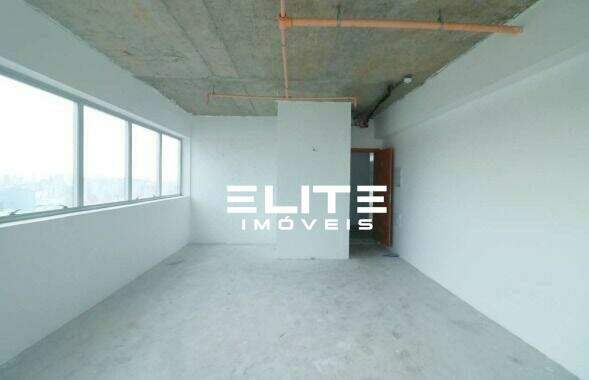 Sala à venda no Centro: 