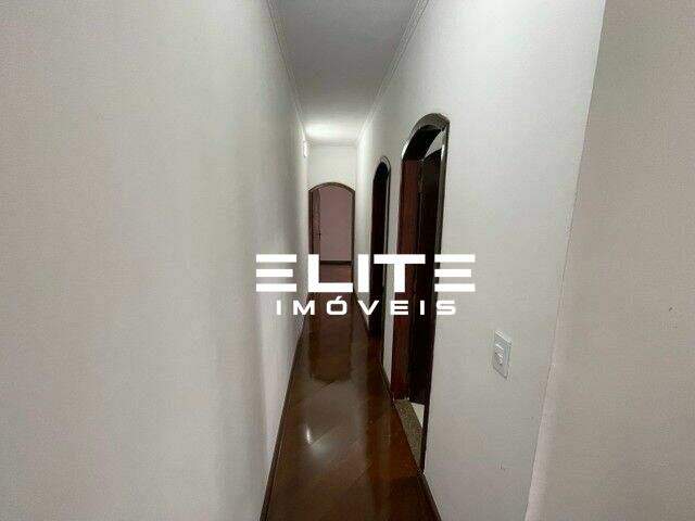 Sobrado à venda no Jardim das Maravilhas: 