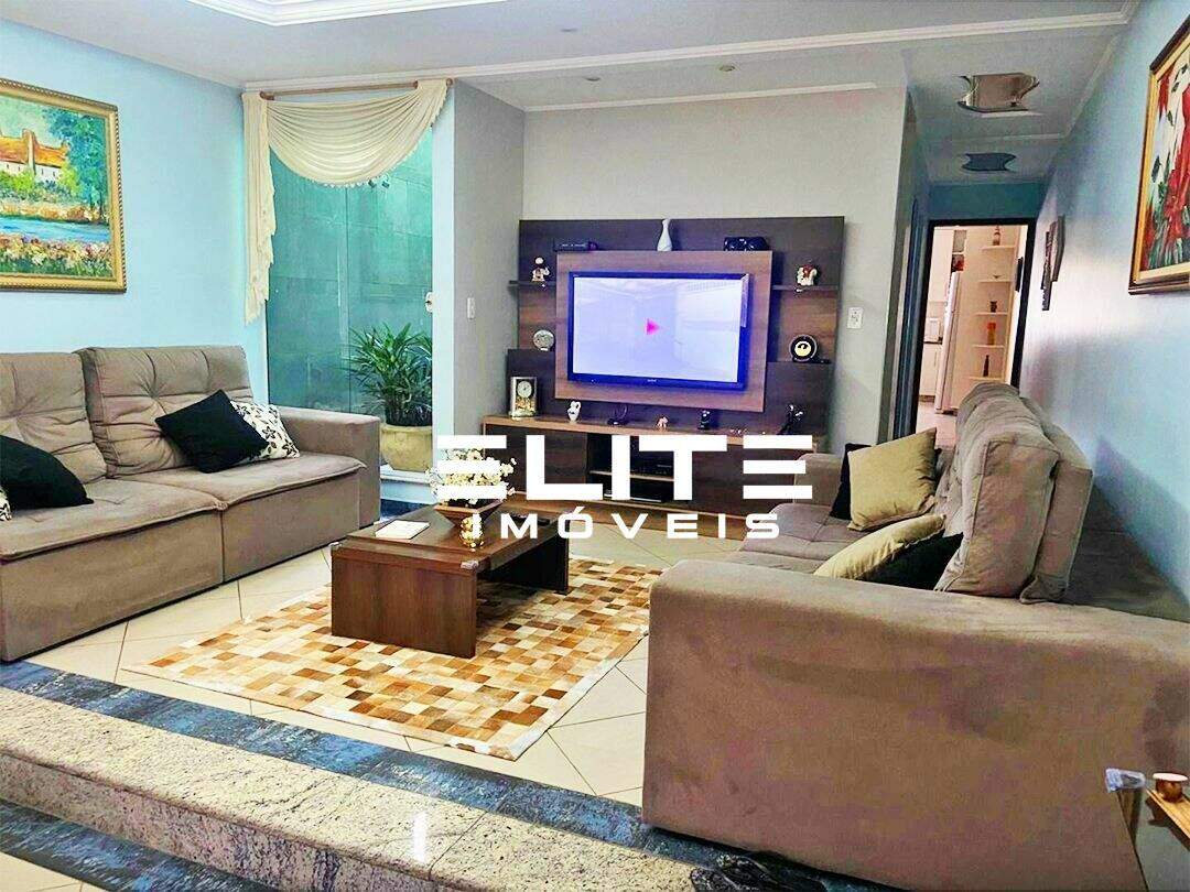 Sobrado à venda no Campestre: 