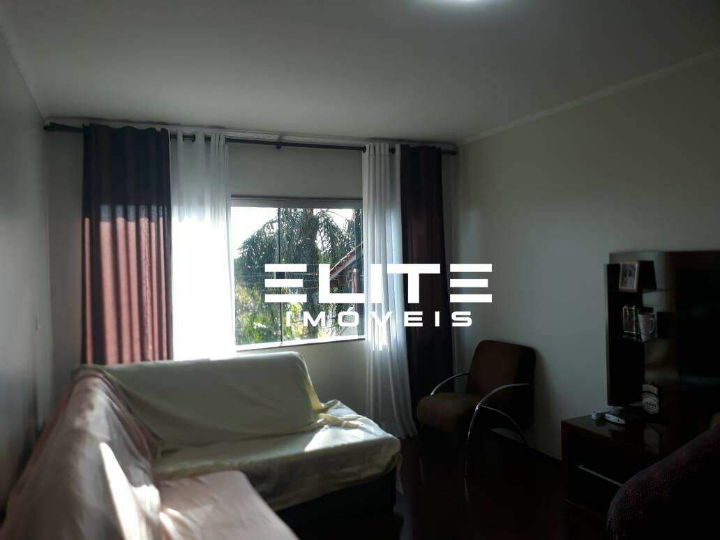 Sobrado à venda no Jardim Stella: 