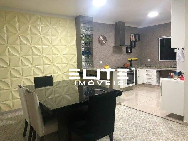 Sobrado à venda no Vila Tibiriçá: 