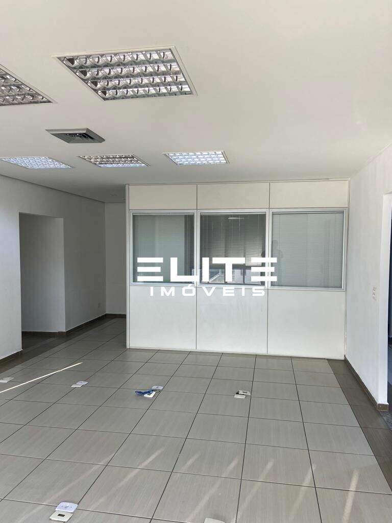 Sala à venda no Vila Bastos: 