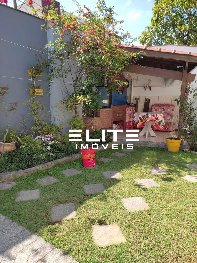 Sobrado à venda no Dos Casa: 