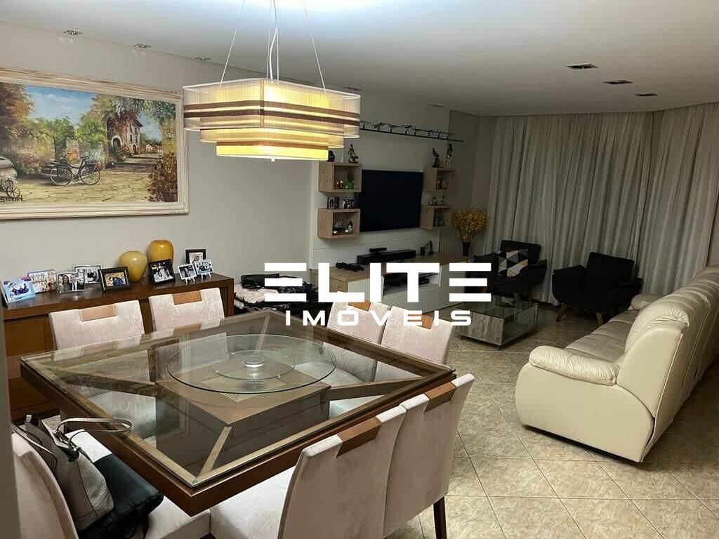 Sobrado à venda no Parque Oratório: 