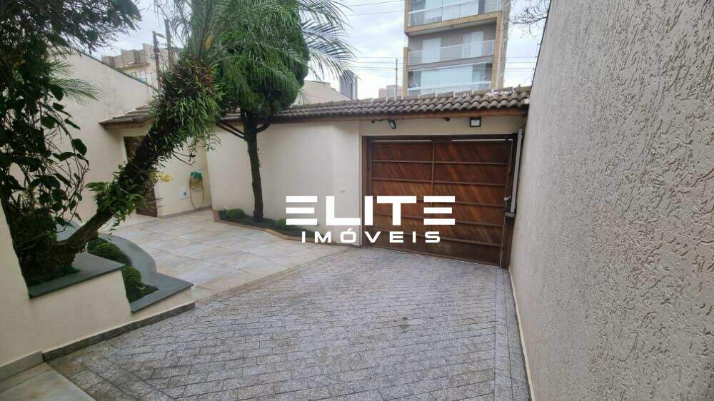 Sobrado à venda no Bairro Jardim: 