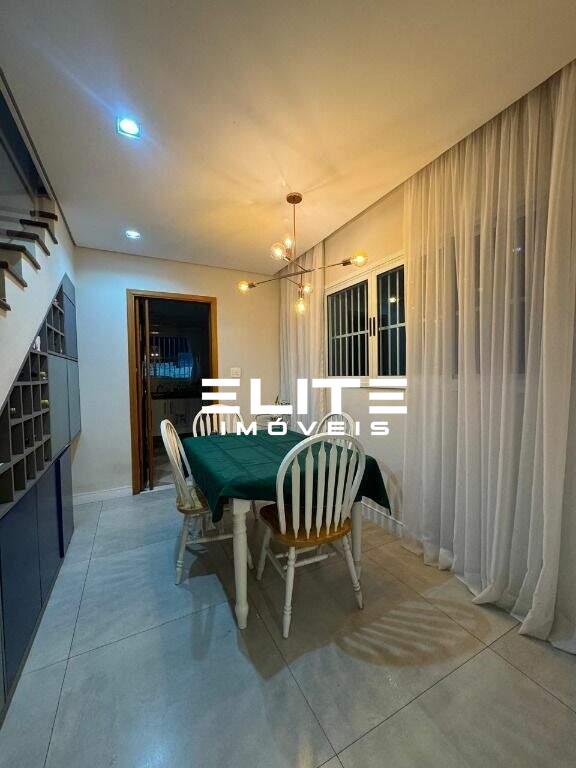 Sobrado à venda no Campestre: 