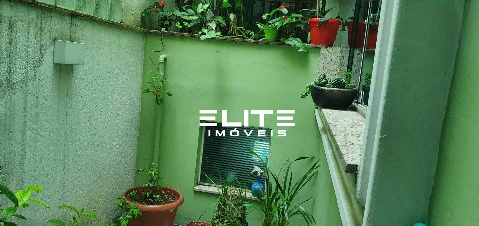 Sobrado à venda no Centro: 