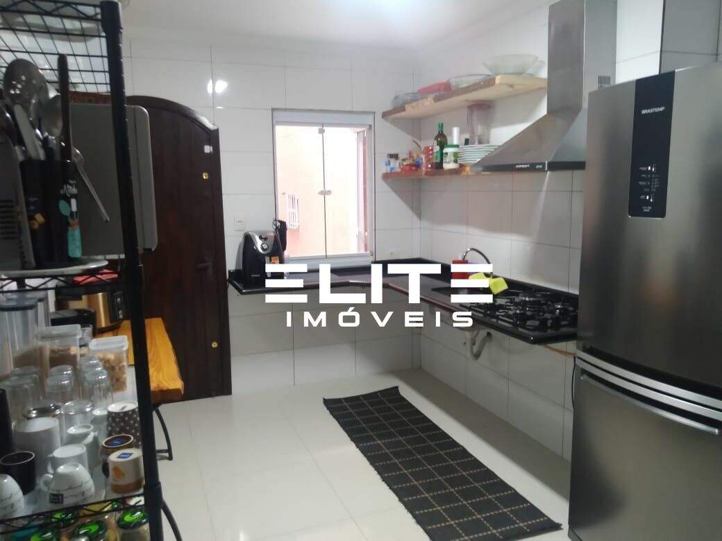 Sobrado à venda no Jardim Orlandina: 