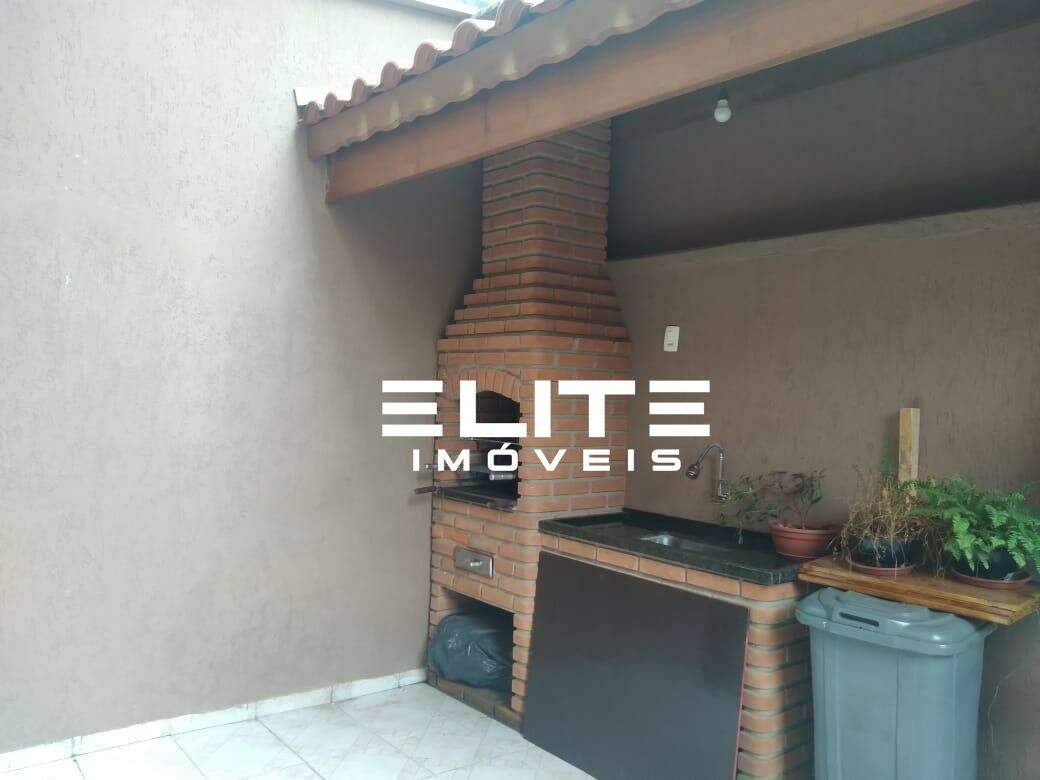 Sobrado à venda no Jardim Orlandina: 