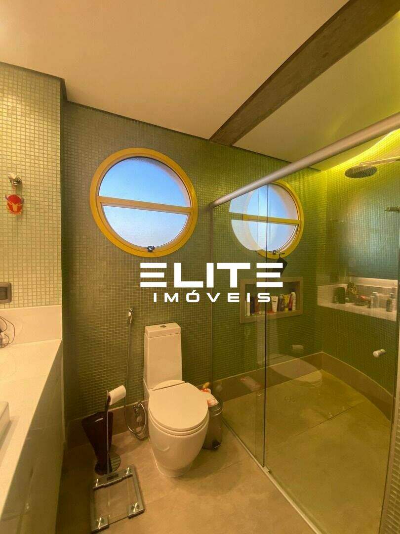 Cobertura à venda no Bairro Jardim: 