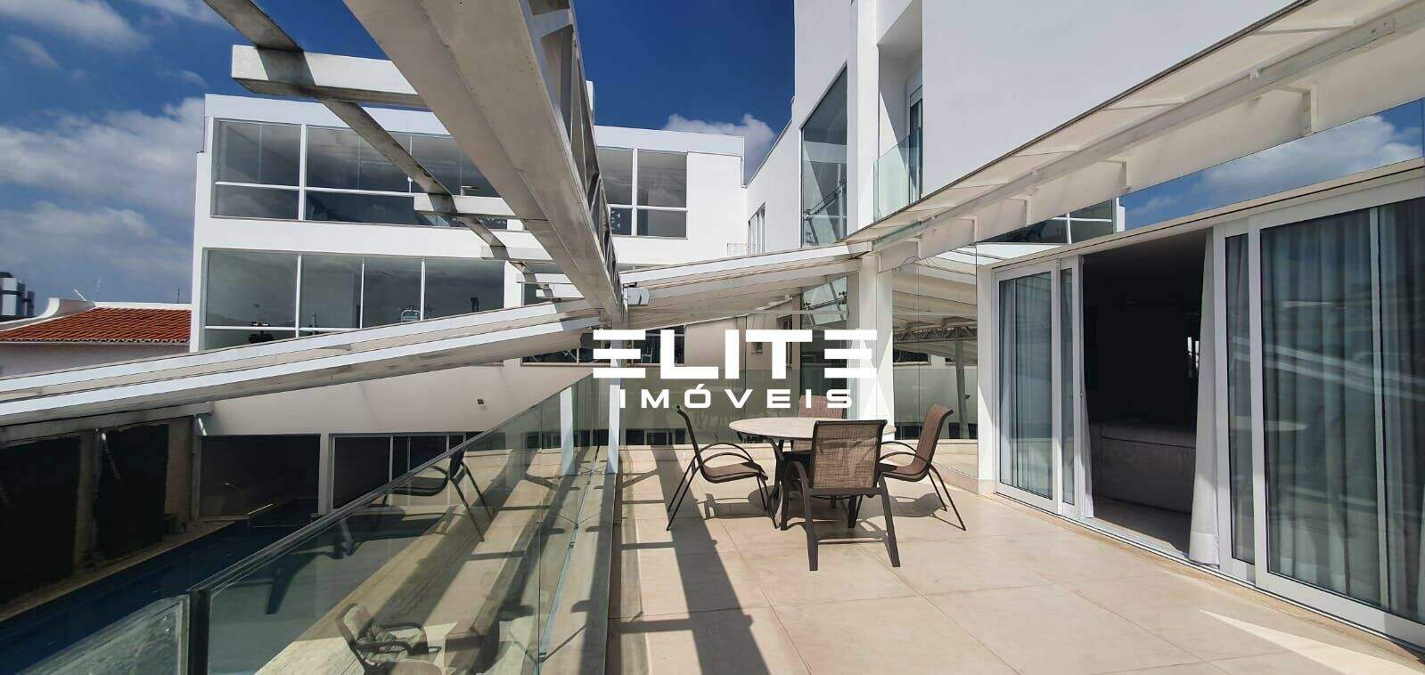 Sobrado à venda no Jardim São Caetano: 