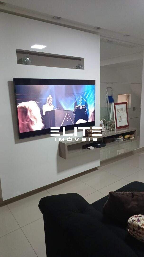 Sobrado à venda no Vila Linda: 