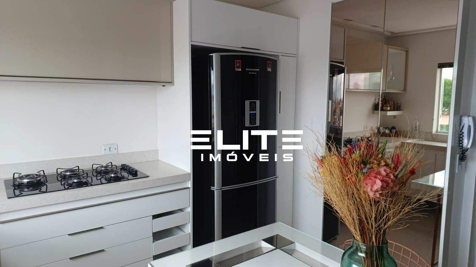 Sobrado à venda no Vila Linda: 