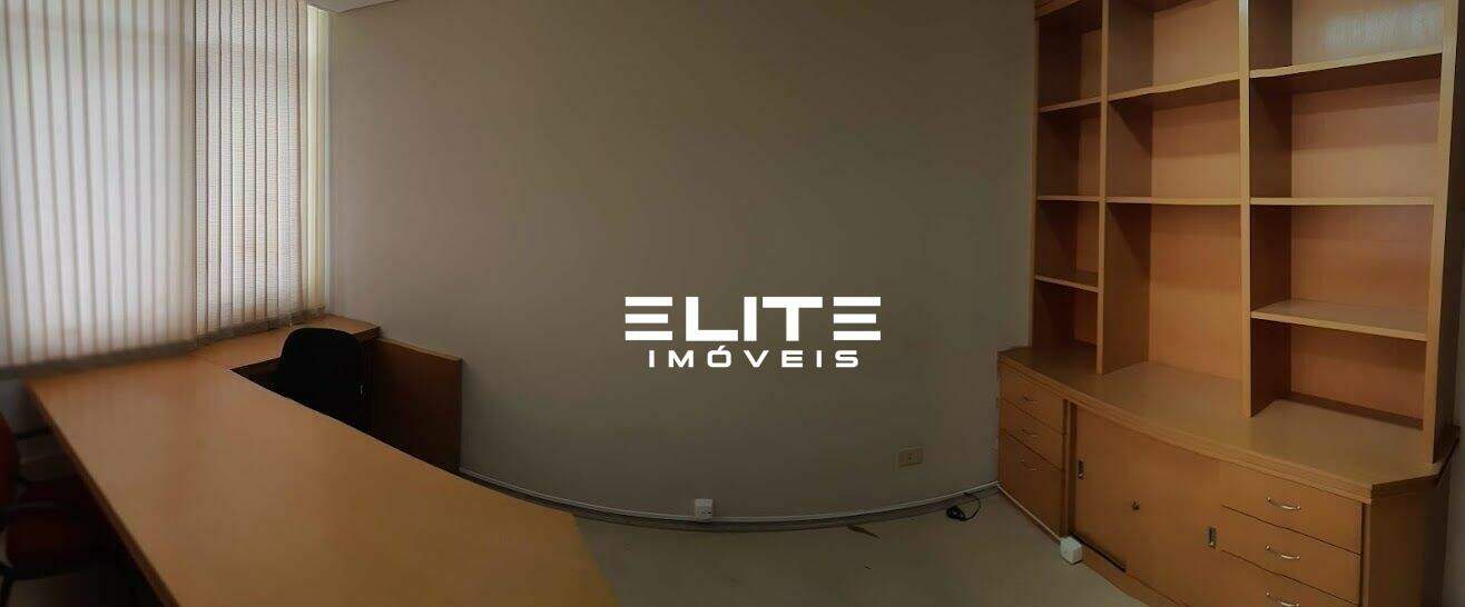 Sala à venda no Centro: 