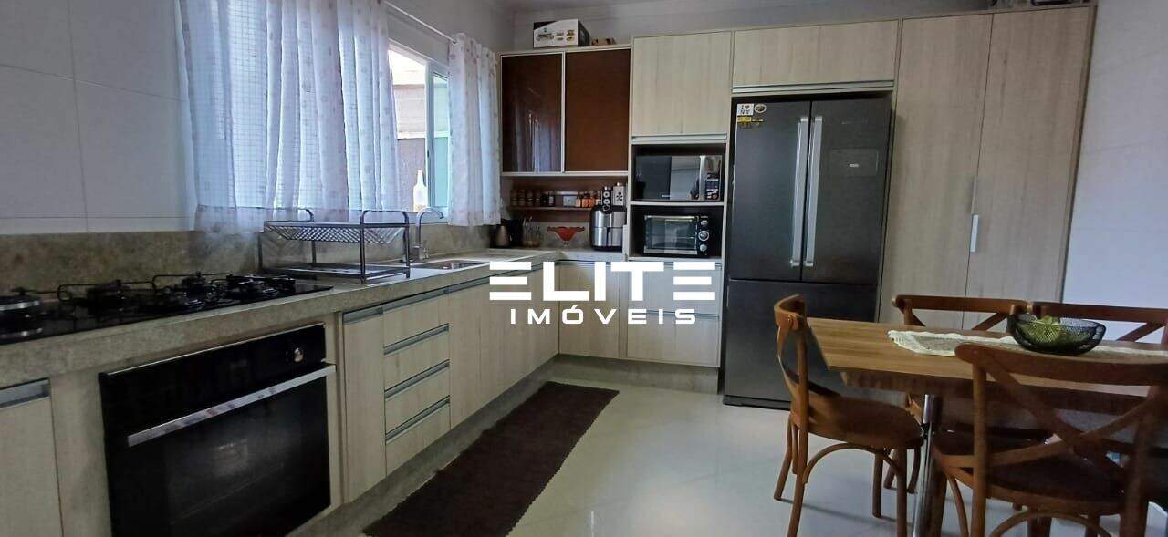 Sobrado à venda no Vila Assunção: 