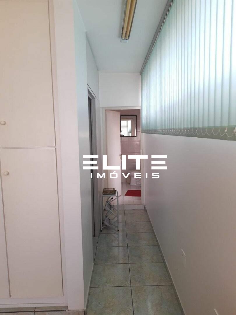 Sala à venda no Centro: 