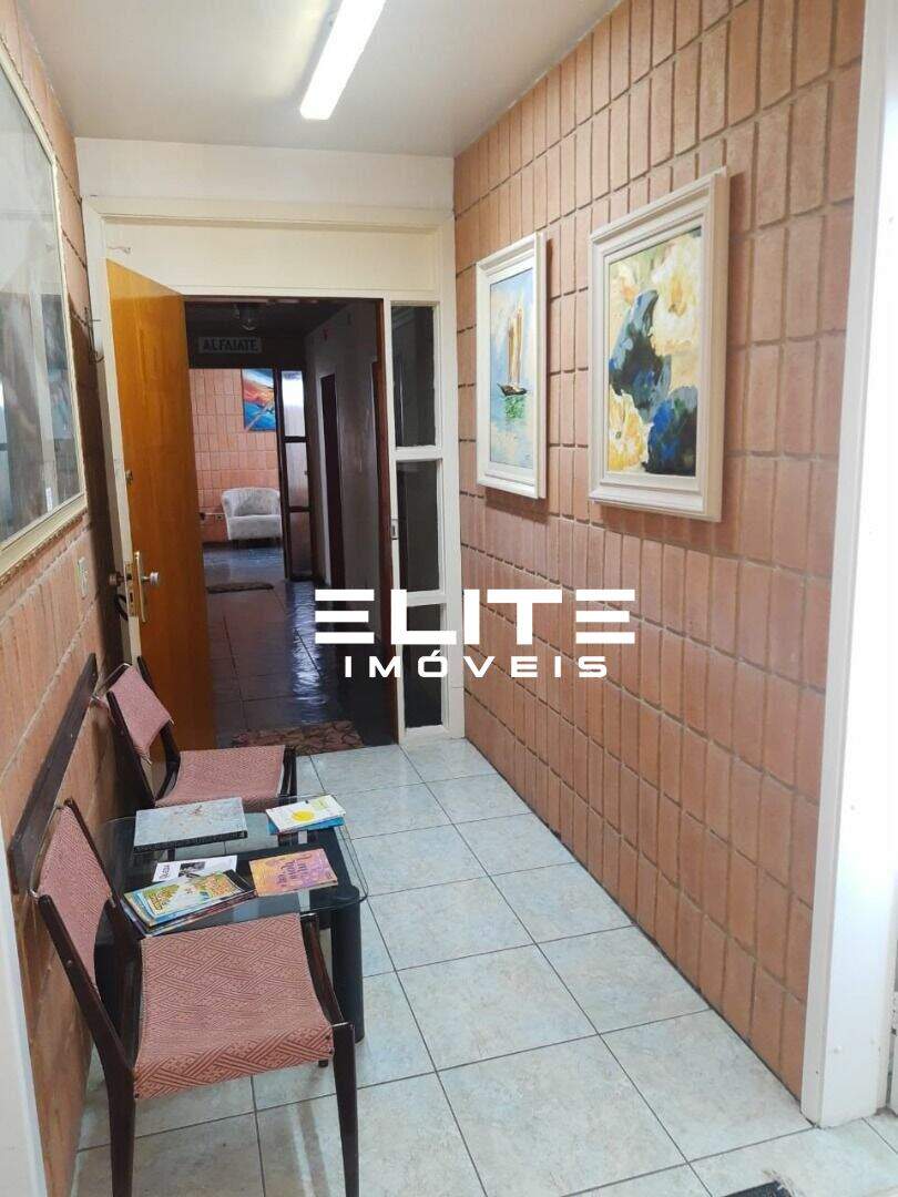 Sala à venda no Centro: 