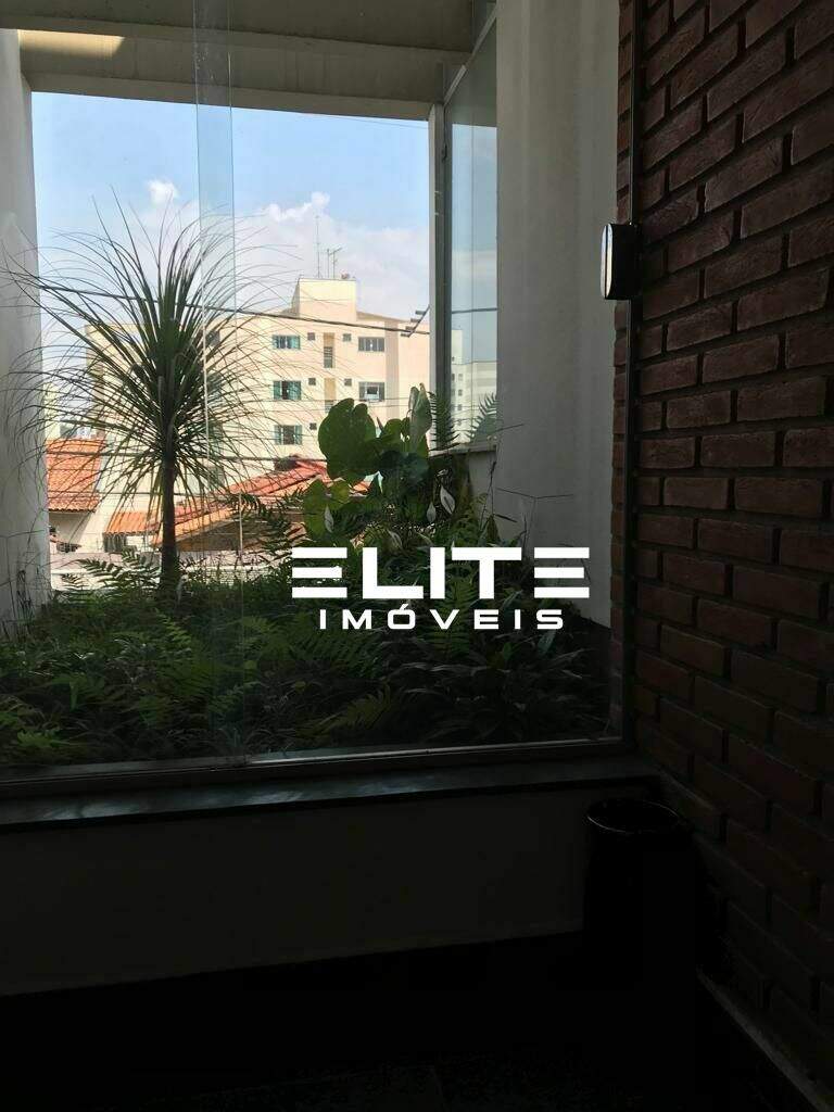 Sobrado à venda no Vila Valparaíso: 