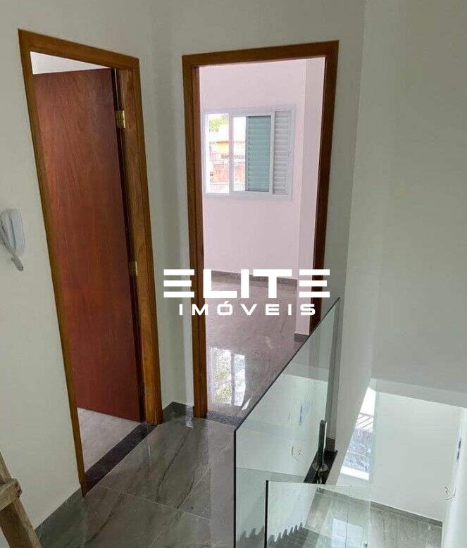 Sobrado à venda no Vila Guarani: 