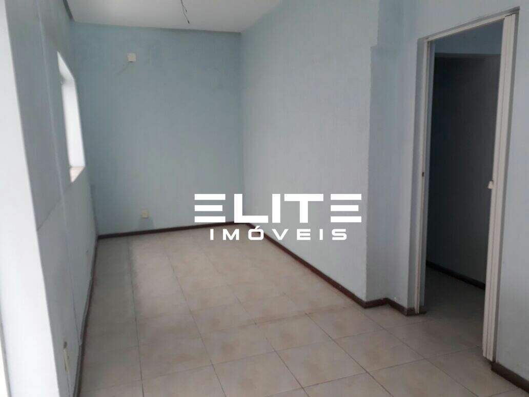 Sobrado à venda no Centro: 