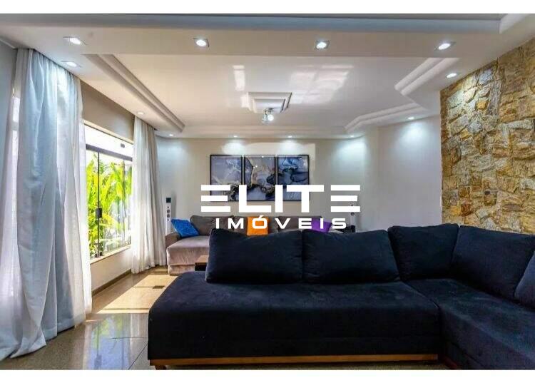 Sobrado à venda no Jardim Cambuí: 