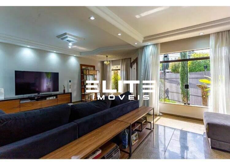 Sobrado à venda no Jardim Cambuí: 