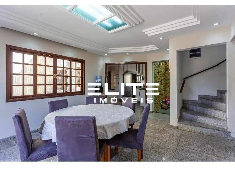 Sobrado à venda no Jardim Cambuí: 